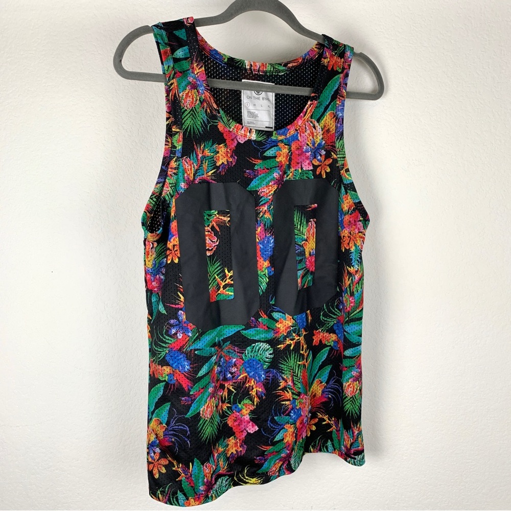 ON THE BYAS Men’s Tropical Floral Print Basketball Style Jersey Tank Top